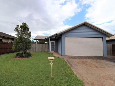 8 Sommerset Drive, Atherton