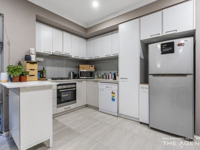 2 / 190 Ravenswood Drive, Nollamara
