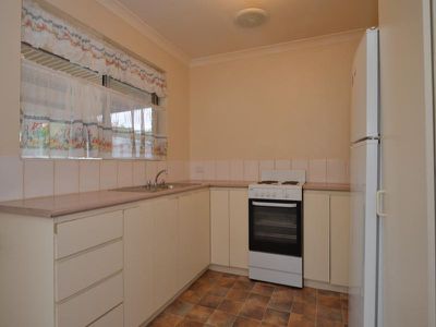 4B O'Connor Way, West Lamington