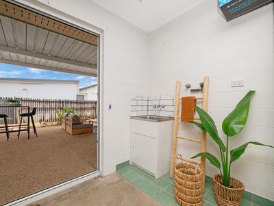 12 London Court, Mount Louisa