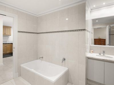 501 / 2 St Georges Terrace, Perth