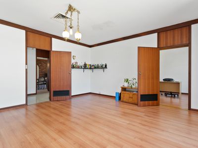 246 Riseley Street, Booragoon