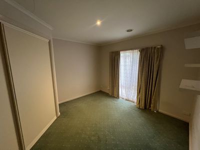 17 Merino Drive, Shepparton
