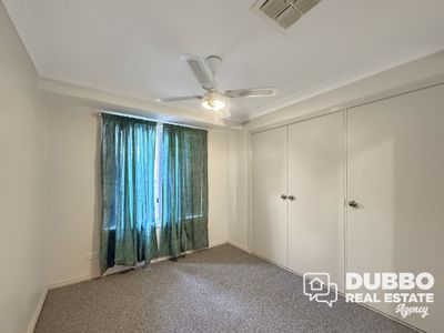 7 Kestrel Close, Dubbo