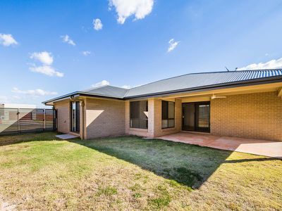 49 Darryl Crescent, Kingaroy