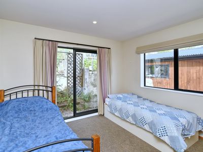 375 Port Hills Road, Hillsborough