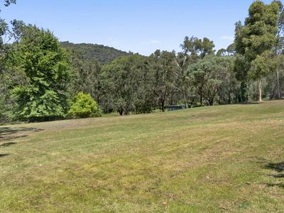 173 Simmonds Creek Road, Tawonga South