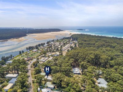 8 Lake Conjola Entrance Road, Lake Conjola