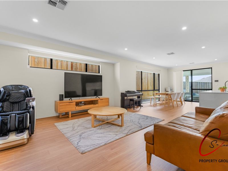 10 Iwasaki Crest, Ellenbrook