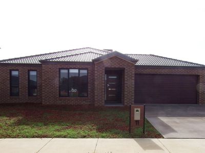 11 Tournament Drive , Mooroopna