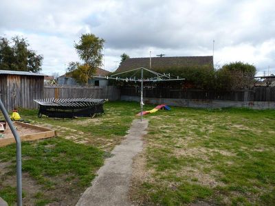 37 Hennessy Street, Horsham