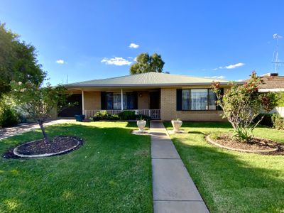 20 Palmer Crescent, Forbes