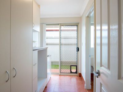 25 Longmore Parade, Broadwood