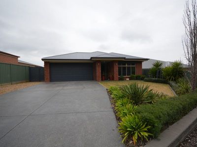 53 Soldatos Drive, Golden Square