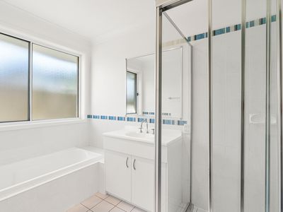 8 Whitewood Street, Worrigee