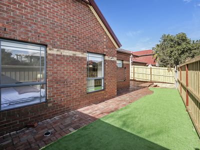 1 Bird Court, Williamstown