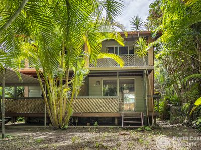 21 Helen Street, South Golden Beach