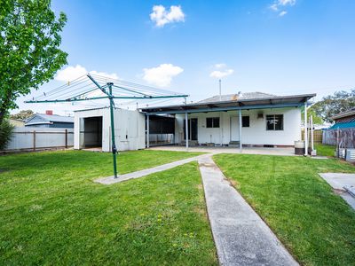 967 CARCOOLA STREET, North Albury