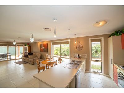 13 Javea Close, Dubbo