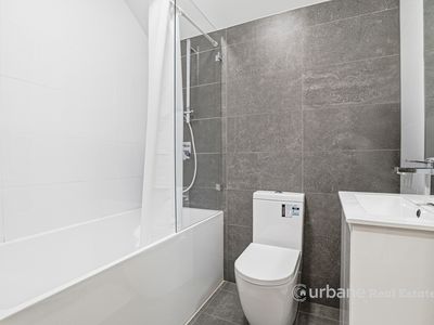 5 / 21 Girraween Road, Girraween