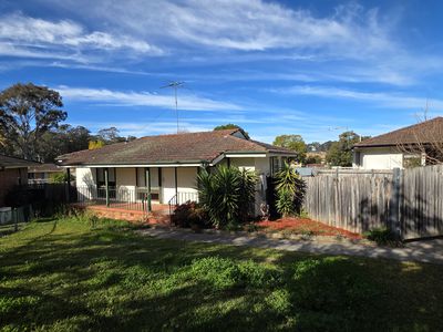 14 Karingal Place, Bradbury