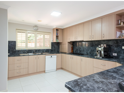 27 Ramus Circle, Somerville