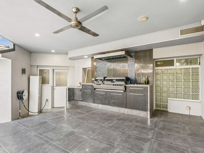 19 Maple Crescent, Jerrabomberra