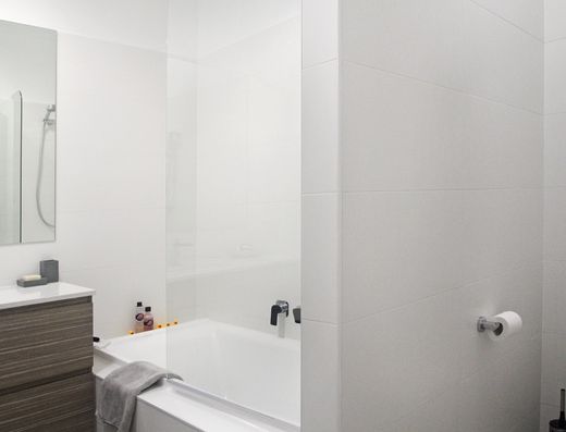 Immaculate home in gated community image 8