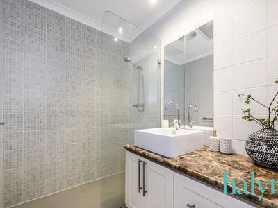 2 / 34 Main Street, Osborne Park