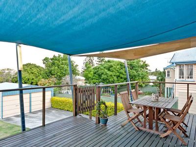 25 North Station Road, North Booval