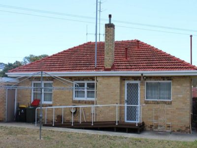27 Wesley Street, Kangaroo Flat