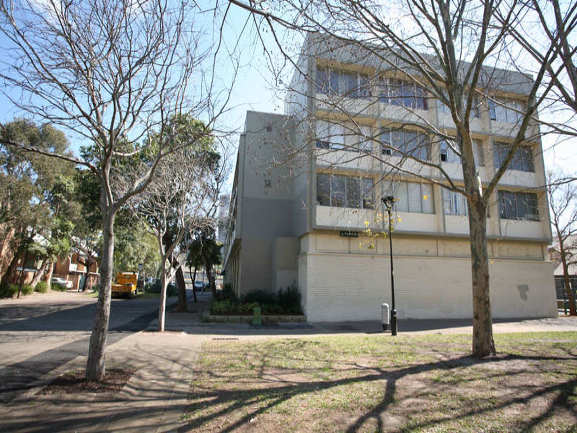 75 / 19-23 Forbes Street, Woolloomooloo