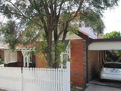 10 Waratah Street, Arncliffe