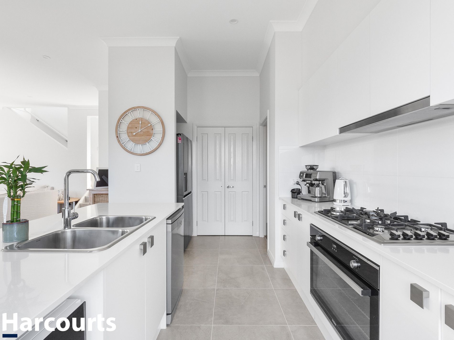 27 Iluka Crescent, Narrawallee