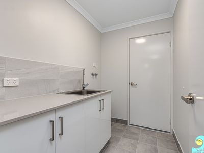 1 / 6 Merion Court, Yanchep