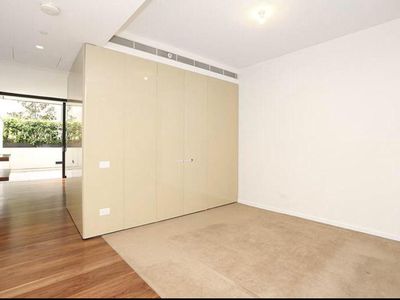 2 Chippendale Way, Chippendale