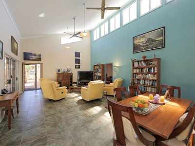11 Emperor St, Woodgate
