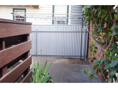 1 / 17 Pynsent Street, Horsham