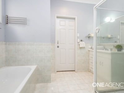 40 Beaufront Pl, Forest Lake
