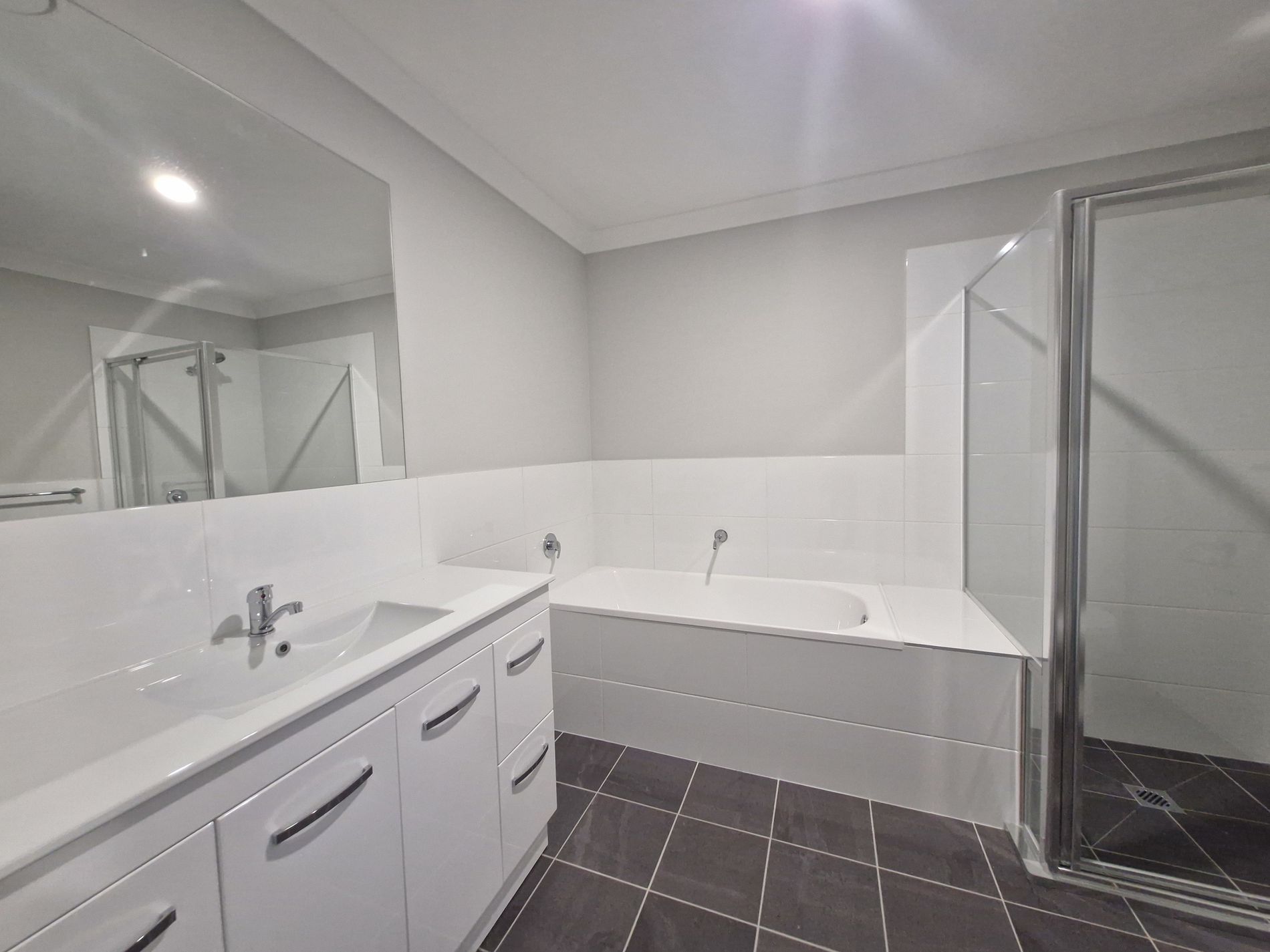 2/48 Harlington Avenue, Farley