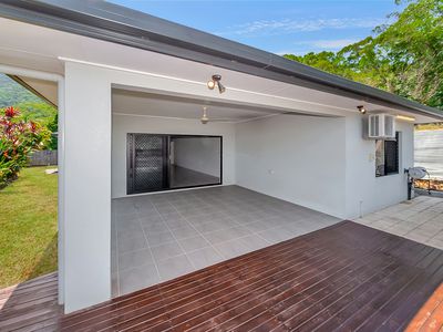 50 Ainscow Drive, Bentley Park