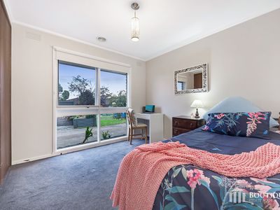 5 Outlook Drive, Dandenong North