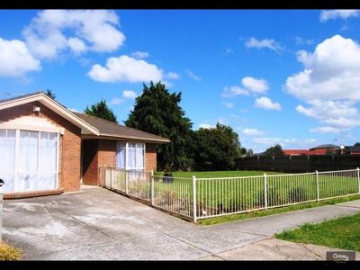 41 Narellan Drive, Hampton Park