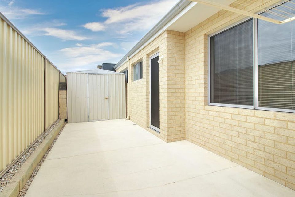 2 Tide Way , Singleton
