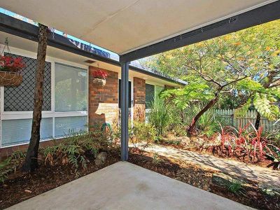 1/4 Aramac Ct, Capalaba