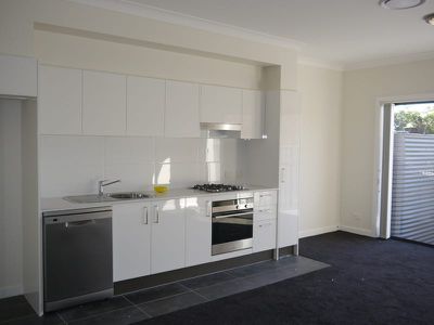 12 / 3 Torpey Place, Broadmeadow