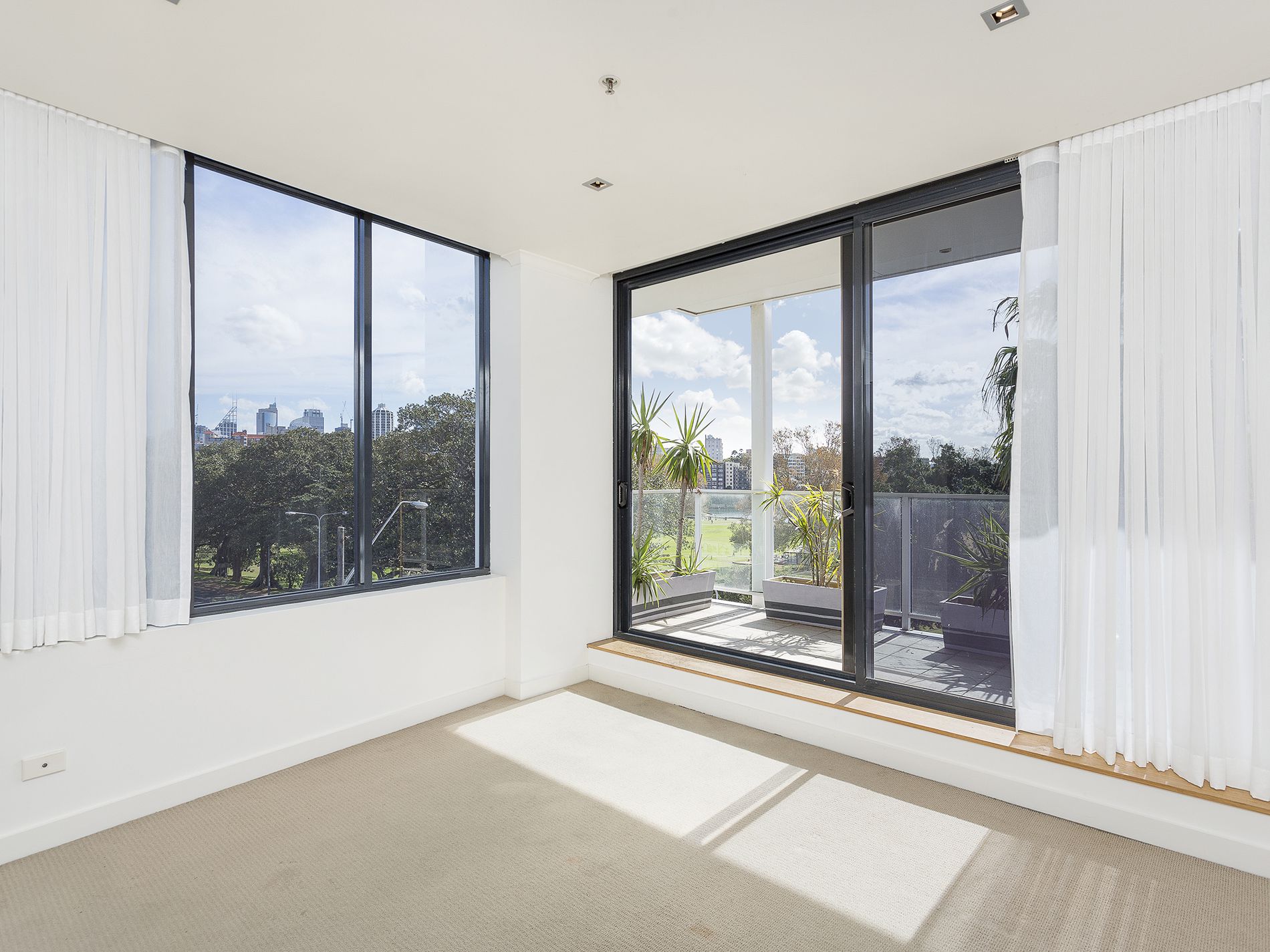 85 New South Head Road, Rushcutters Bay