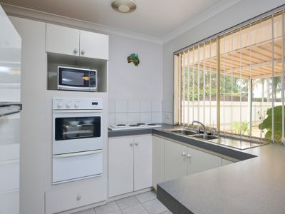 3 Wright Court, Somerville