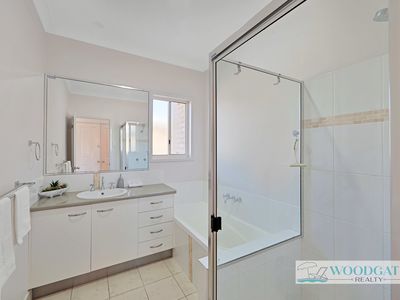 3 Honeyeater Court, Woodgate