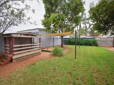 33 Ardagh Avenue, Kalgoorlie